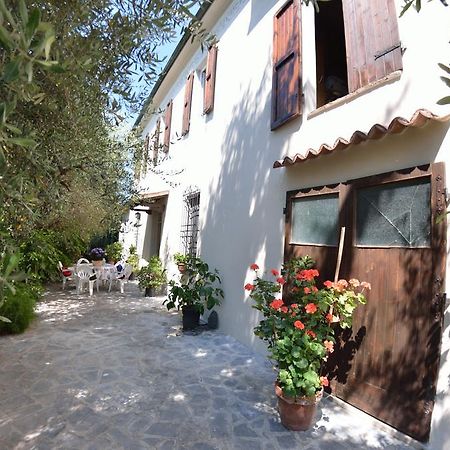 Casa Romana Виареджо Екстериор снимка