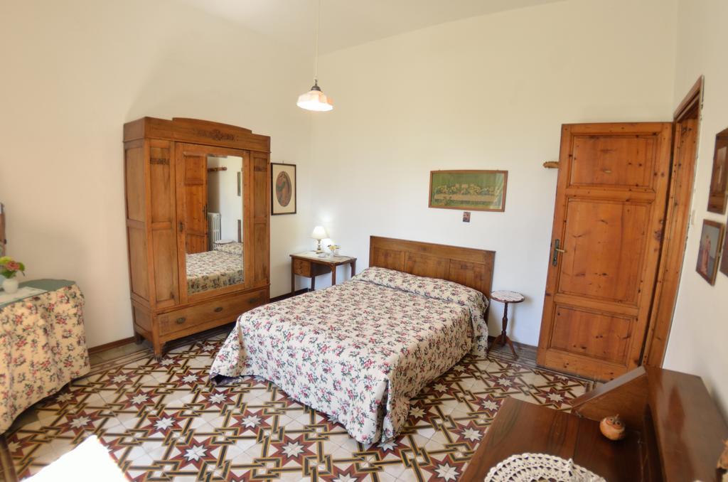 Casa Romana Виареджо Екстериор снимка