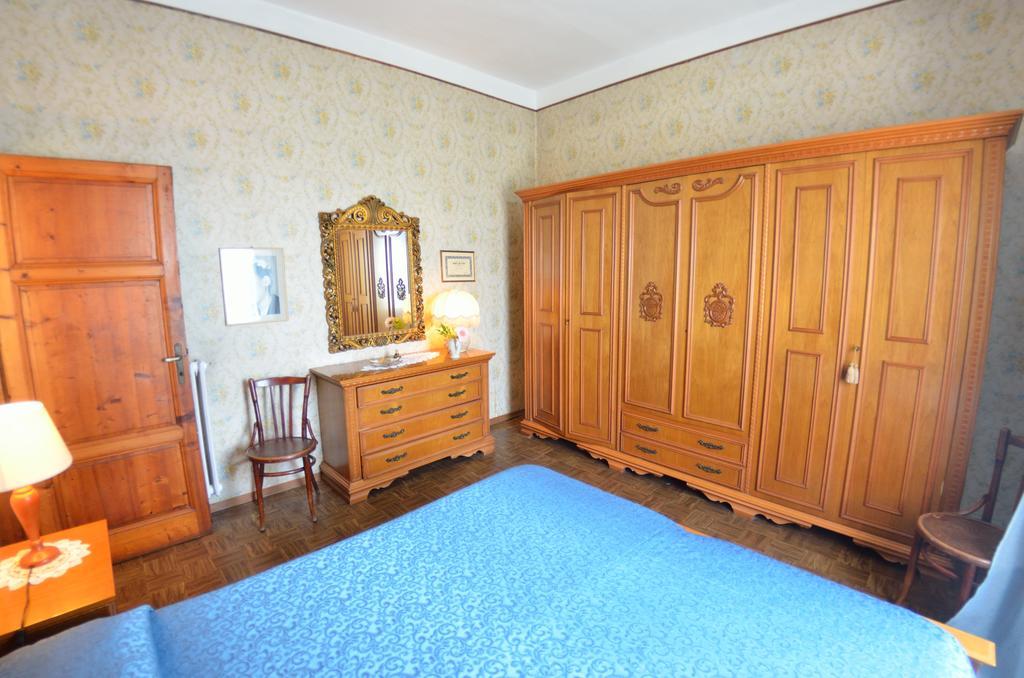 Casa Romana Виареджо Екстериор снимка
