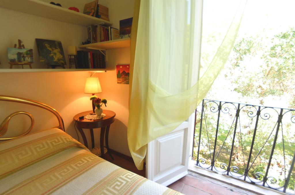 Casa Romana Виареджо Екстериор снимка