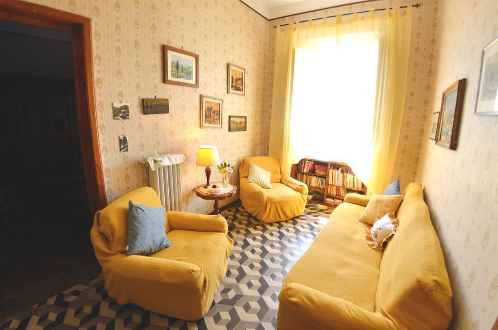 Casa Romana Виареджо Екстериор снимка